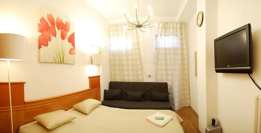 Free Zone Hostel *