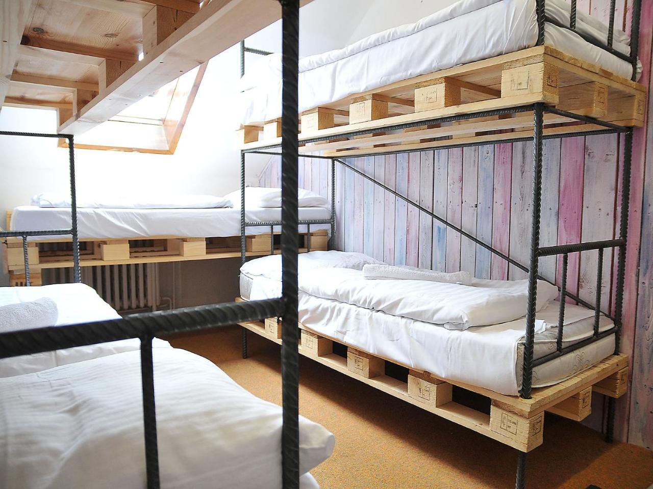 Free Zone Hostel *