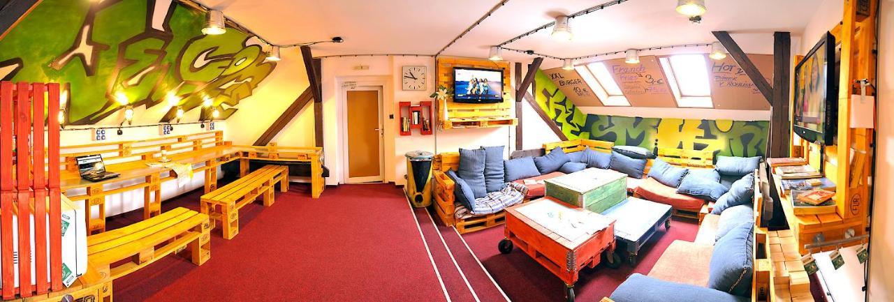 Free Zone Hostel Prague